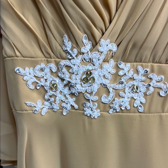 Mother of the Bride Dress Yellow Flutter Sleeve V-Neck, Prom Gown - Picture 3 of 10